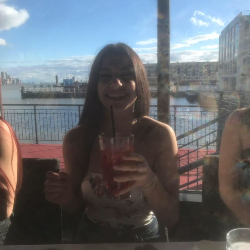 Meet your Posher, Carlie